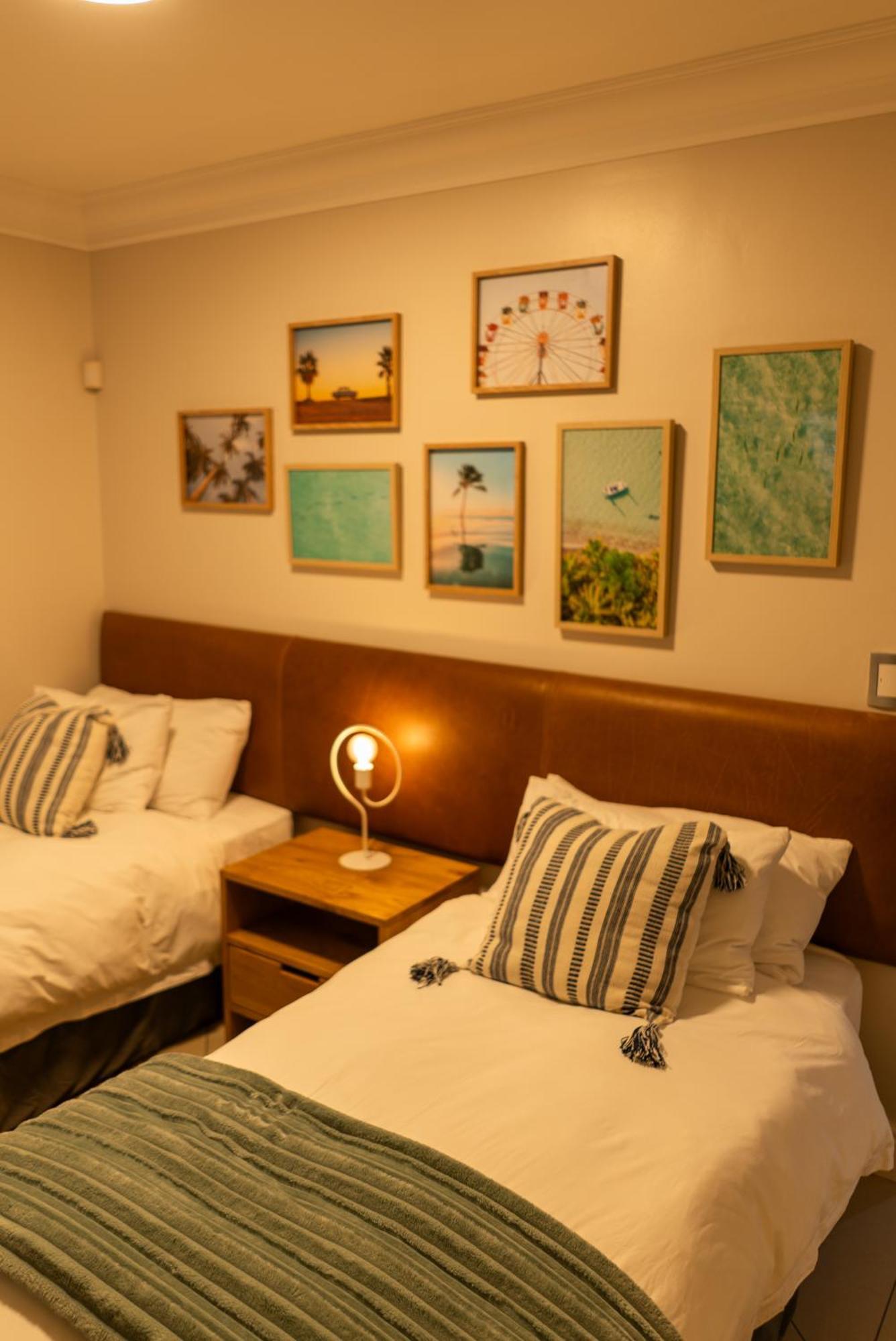 Deja Blue Beachfront Villa, Newly Renovated Langstrand Екстериор снимка