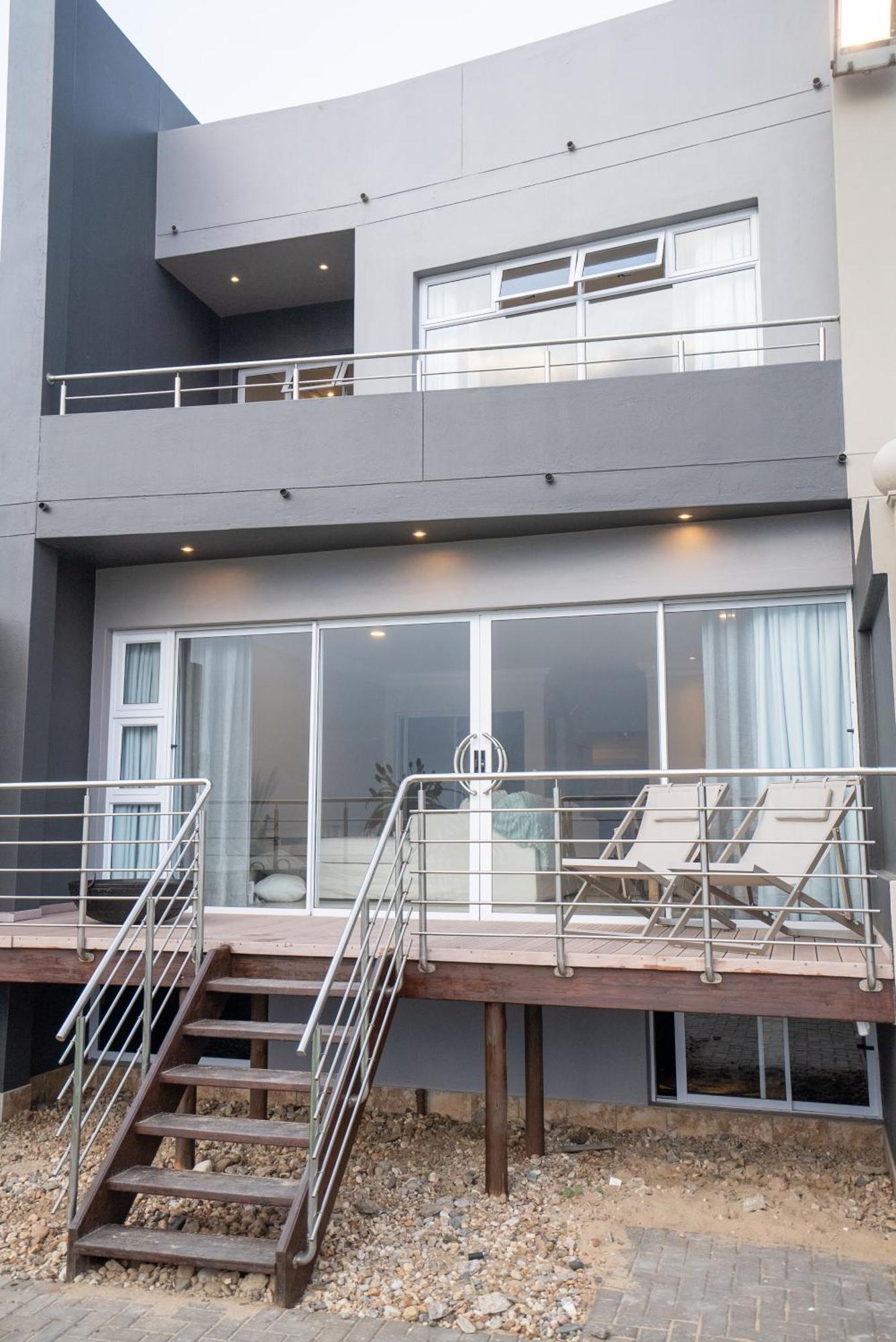 Deja Blue Beachfront Villa, Newly Renovated Langstrand Екстериор снимка